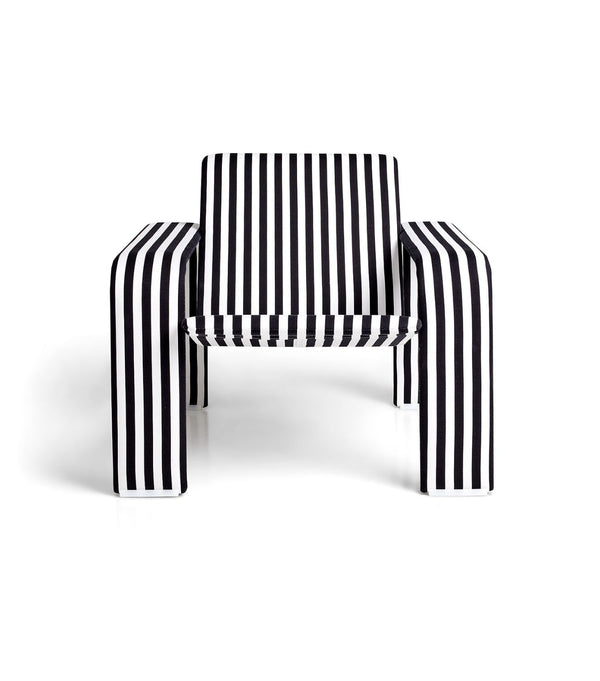 Armchair 004 Black/White