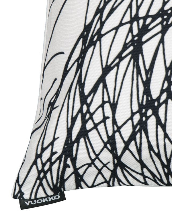 Pillowcase Pyörre white-black 50cm x 50cm