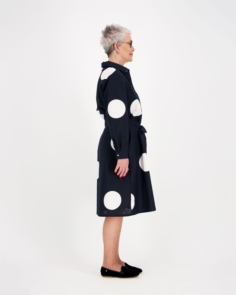Kalevala Pallo Black-White